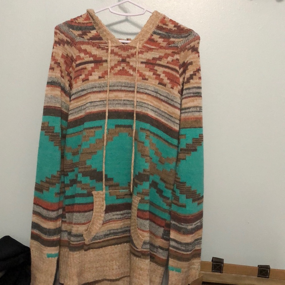 Sweatshirt